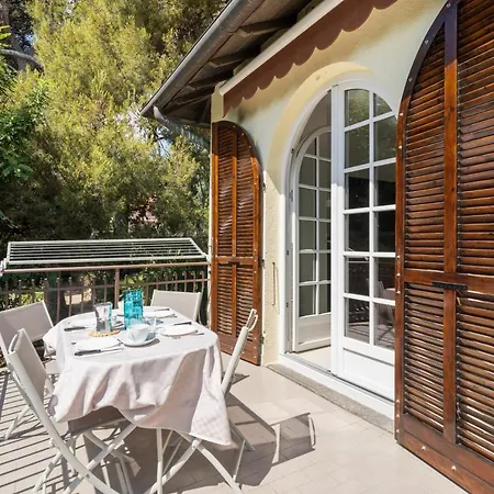 Sanremo Flat With Private Parking And Netflix Apartment Exterior photo