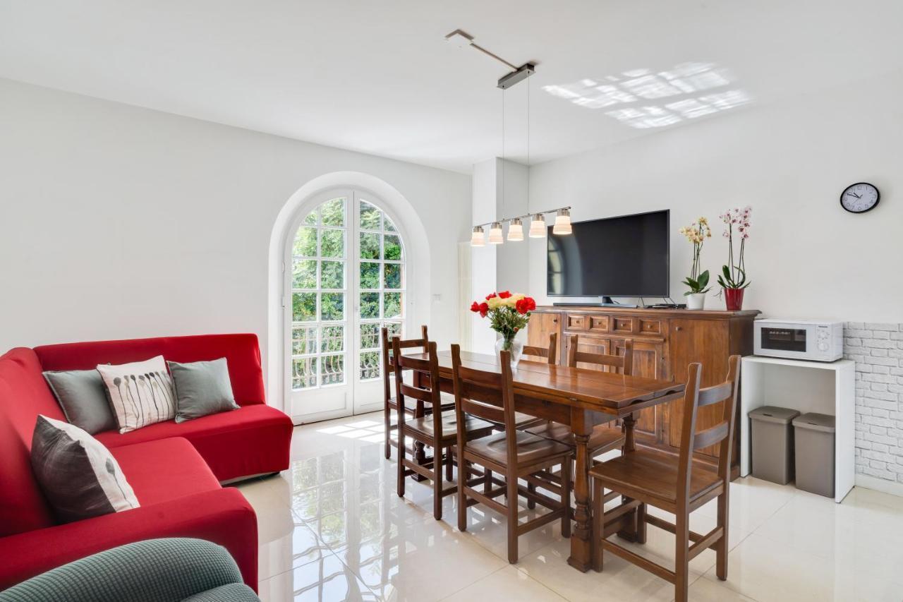 Flat With Private Parking And Netflix Apartment Sanremo