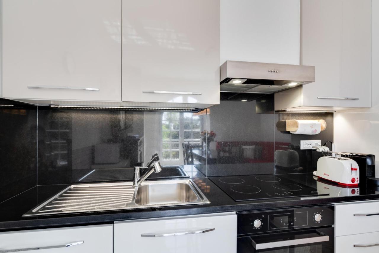 Flat With Private Parking And Netflix Apartment Sanremo